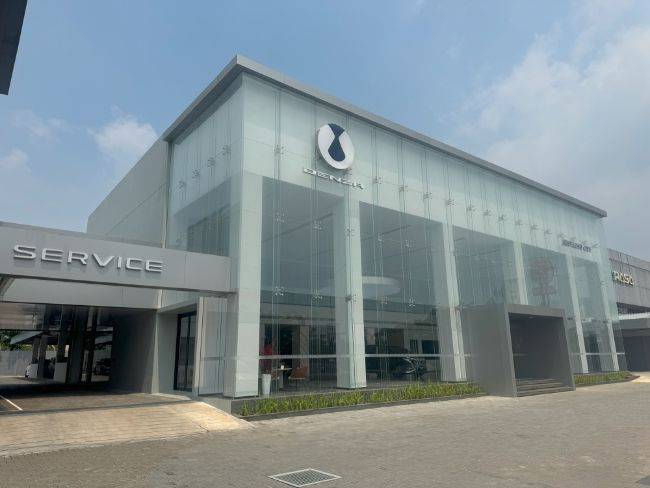 Agresif, BYD Resmikan 4 Dealer Denza Sekaligus di Jakarta Raya dan Bali Dealer Denza BSD