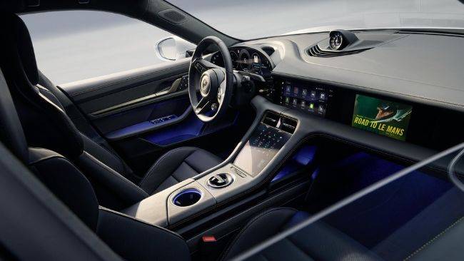 Porsche Update Sistem Infotainment di Model Terbaru, Bisa Kasih Perintah Alexa Porsche Communication Management