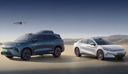 BYD Kenalkan Han L dan Tang L, Kecepatan Charging Setara 2 KM/Detik BYD Kenalkan Han L dan Tang L, Kecepatan Charging Setara 2 KM/Detik