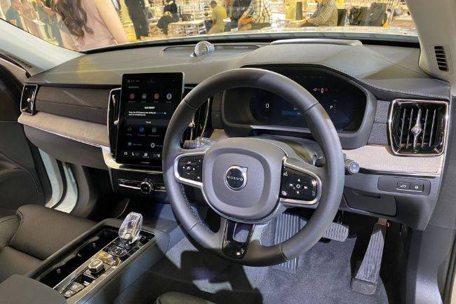 New Volvo XC90