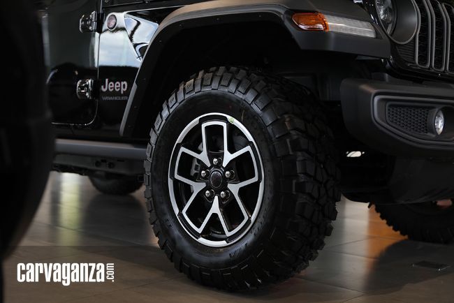 2025/04/New-Jeep-Wrangler-Rubicon-2025-10.jpg