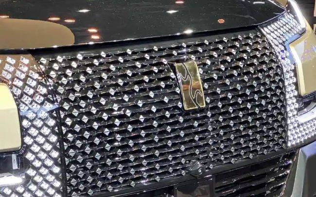 BYD YangWang U8L