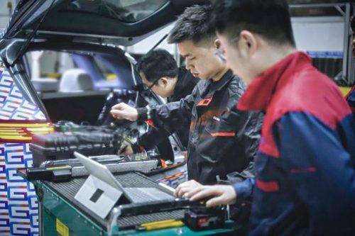 Dari Hangzhou Geely Tunjukkan Komitmen Kualitas Keselamatan dan Bantah Sentimen Mobil Cina Dari Hangzhou Geely Tunjukkan Komitmen Kualitas Keselamatan dan Bantah Sentimen Mobil Cina