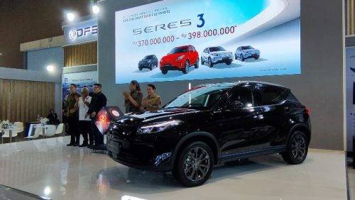 PEVS 2025: DSFK Perkenalkan Seres 3, SUV Listrik di Bawah Rp400 Juta PEVS 2025: DSFK Perkenalkan Seres 3, SUV Listrik di Bawah Rp400 Juta