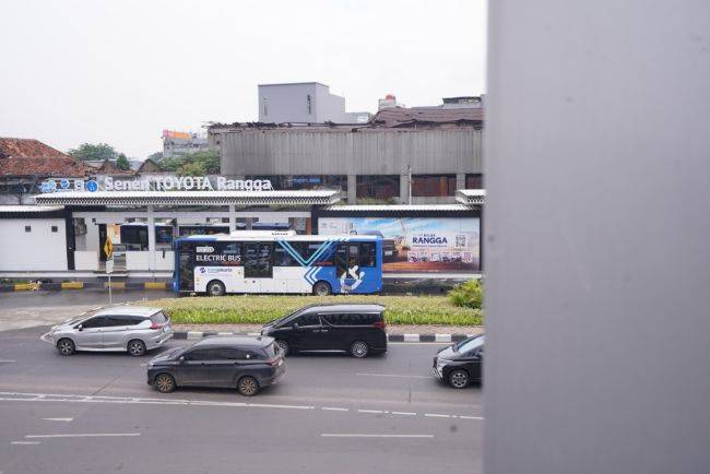 Halte Transjakarta Senen