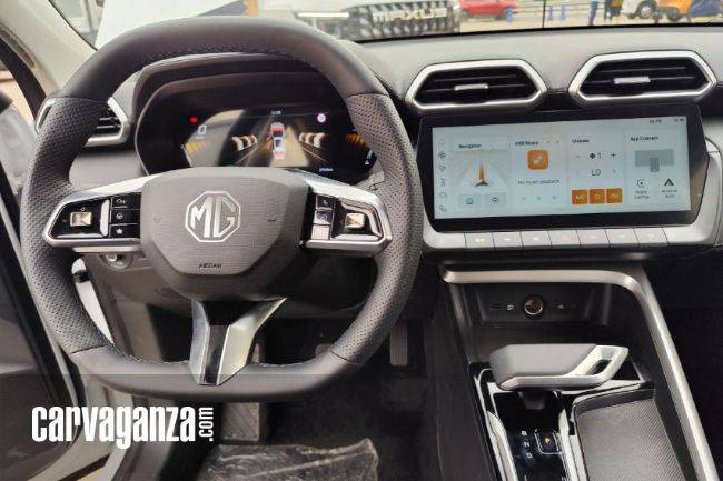 MG ZS HEV