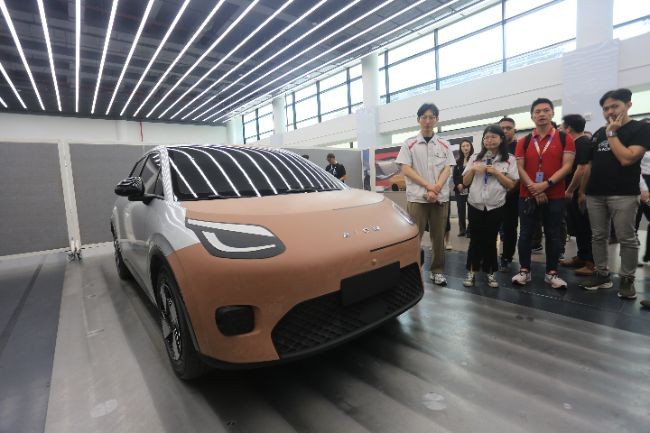 Clay model AION UT di Fasilitas R&D GAC Group di Guangzhou, Cina.