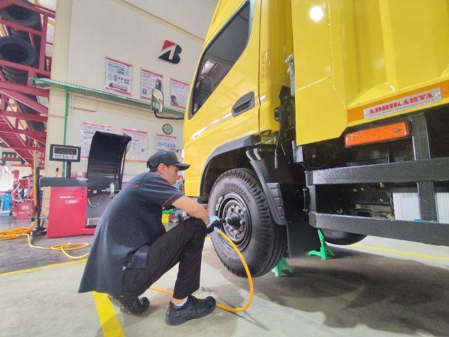 Bridgestone TOMO Cianjur