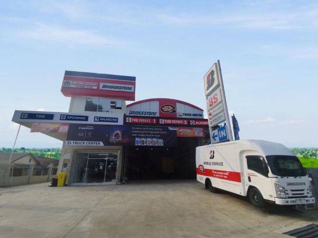 Bridgestone Resmikan TOMO 3S & BTTC Baru di Cianjur, Perluas Layanan Berkualitas Bridgestone TOMO Cianjur