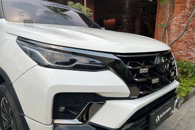 Autovision Dakar Carbon