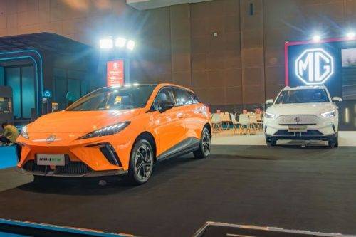 Mobil Listrik MG Banyak Peminat Selama PEVS 2025, SPK Naik 25 Persen Mobil Listrik MG Banyak Peminat Selama PEVS 2025, SPK Naik 25 Persen
