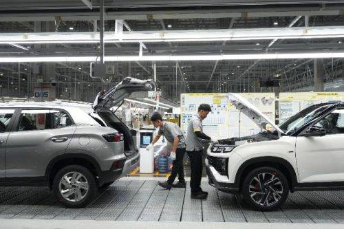 Membedah Pabrik Hyundai Cikarang: Di Balik Produksi Kona Electric dan Ioniq 5N Membedah Pabrik Hyundai Cikarang: Di Balik Produksi Kona Electric dan Ioniq 5N