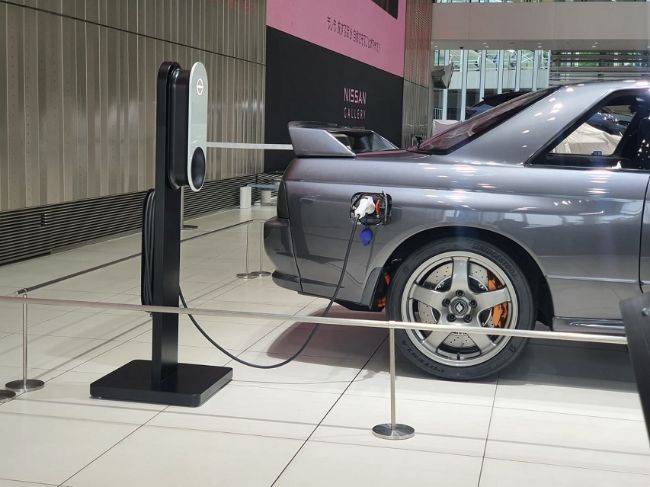 Nissan GT-R R32 EV