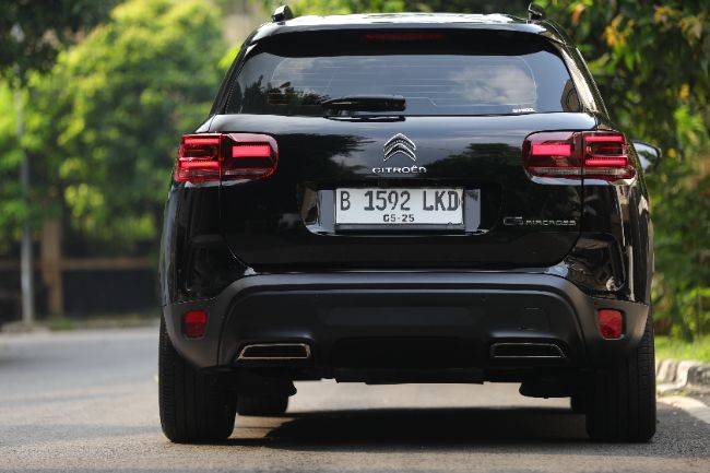 Eksterior belakang Citroen C5 Aircross