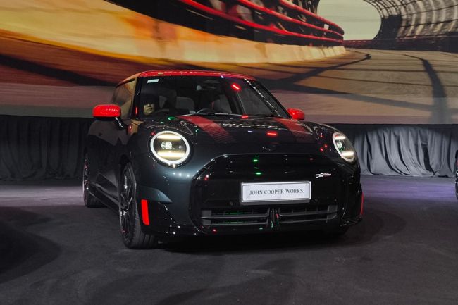 MINI JCW 2025