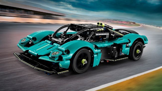 Lego Technic Aston Martin Valkyrie