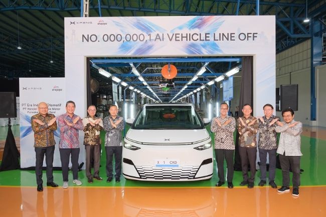 Line off ceremony Produksi Xpeng X9