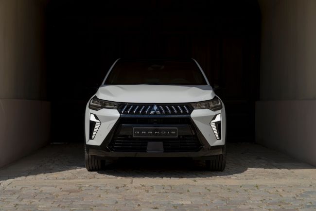 Mitsubishi Grandis