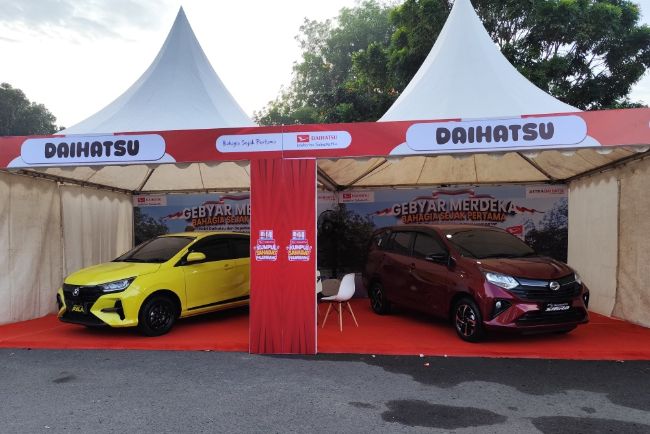 Test Drive Ayla dan Sigra Meriahkan Daihatsu Kumpul Sahabat 2025 di Palembang Daihatsu Kumpul Sahabat 2025 Palembang