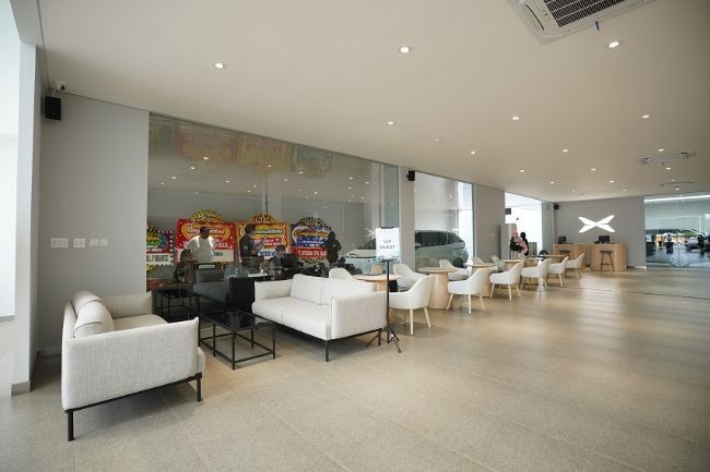 Dealer Xpeng Puri Jakarta