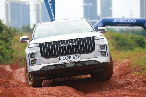 Test Drive Jaecoo J7 AWD: Tangguh di Medan Off-road Pakai Spek Standar Test Drive Jaecoo J7 AWD: Tangguh di Medan Off-road Pakai Spek Standar
