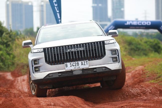Test Drive Jaecoo J7 AWD: Tangguh di Medan Off-road Pakai Spek Standar Jaecoo J7 AWD