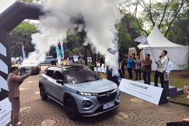 Handover Ceremony Suzuki Fronx