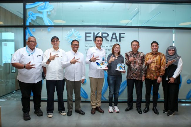 Kolaborasi Mitsubishi x Garuda Indonesia x Tahilalats