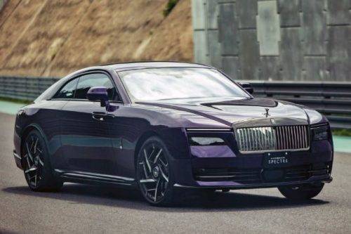 TEST DRIVE: Rolls-Royce Black Badge Spectre, Badai Yang Senyap TEST DRIVE: Rolls-Royce Black Badge Spectre, Badai Yang Senyap