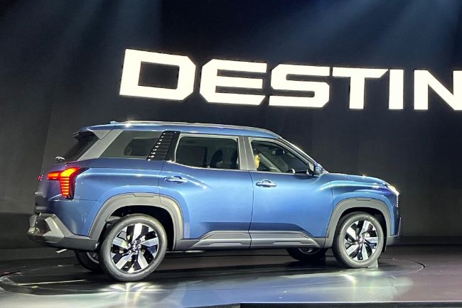 Mitsubishi Destinator