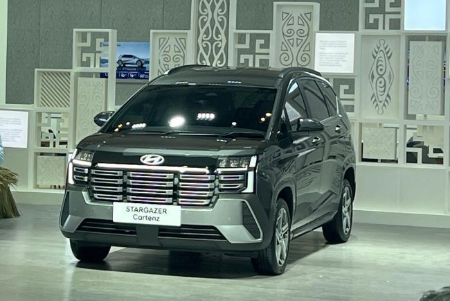 Hyundai Stargazer Cartenz (