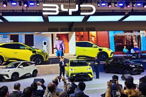 GIIAS 2025: Pilihan Mobil Baru Patut Dilirik, Dari EV Murah Sampai Sedan Hybrid GIIAS 2025: Pilihan Mobil Baru Patut Dilirik, Dari EV Murah Sampai Sedan Hybrid
