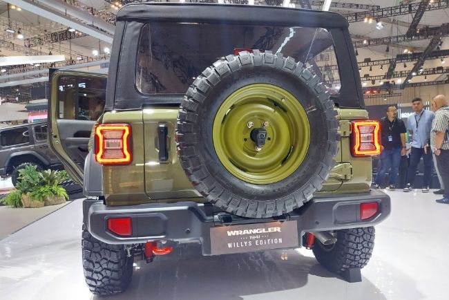 2025/07/Jeep-Wrangler-41-Willys-Ediiton-GIIAS-2025-3.jpeg