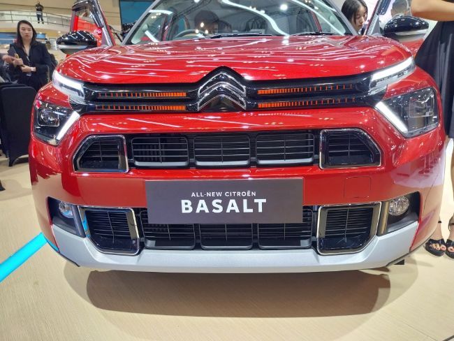 2025/07/Citroen-Basalt-GIIAS-2025-3.jpeg