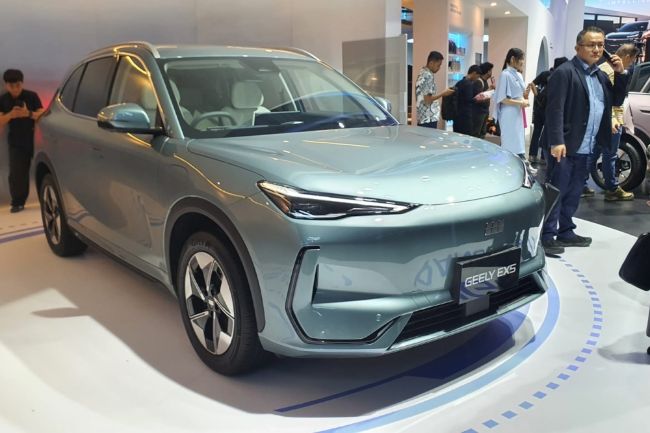 Geely EX5