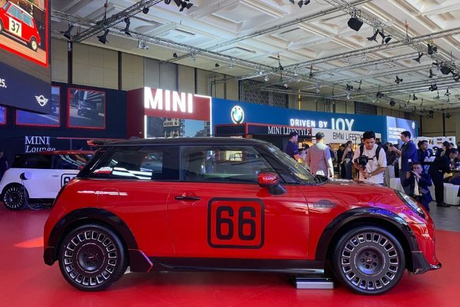 2025/07/MINI-JCW-66-Collection-GIIAS-2025-4.jpeg