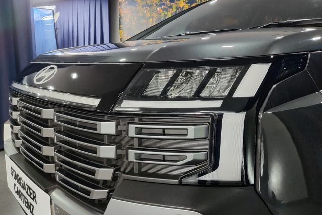 Hyundai Stargazer Cartenz