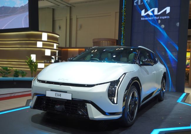 Kia EV4