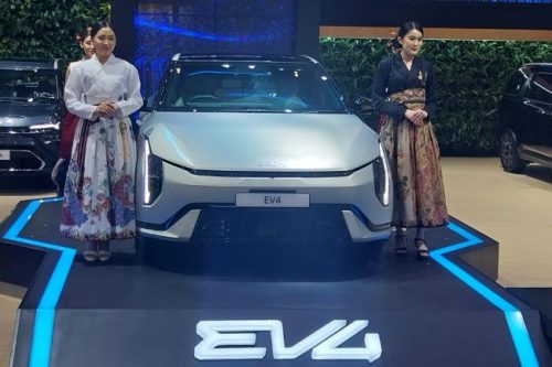 GIIAS 2025: Kia EV4 Debut di Indonesia, Hatchback Mewah Bisa Tempuh 633 KM GIIAS 2025: Kia EV4 Debut di Indonesia, Hatchback Mewah Bisa Tempuh 633 KM