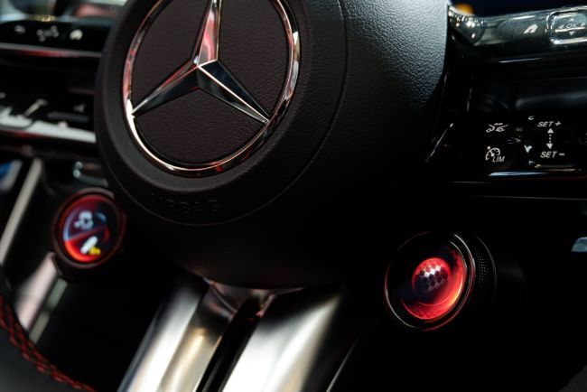 2025/08/Mercedes-AMG-CLE-53-Cabriolet-GIIAS-2025-11.jpg