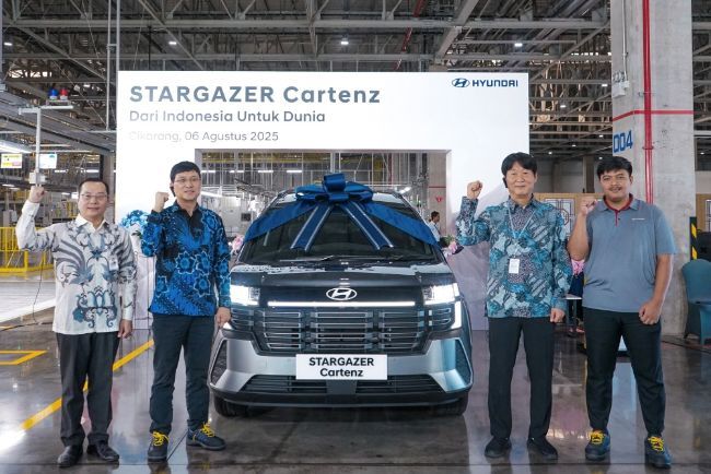 Produksi Hyundai Stargazer Cartenz