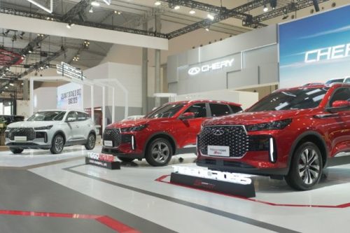 Tren Hybrid Naik, Penjualan Chery di GIIAS 2025 Meledak 113 Persen Tren Hybrid Naik, Penjualan Chery di GIIAS 2025 Meledak 113 Persen