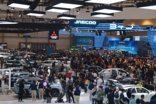Gaikindo Jelaskan Penyebab Dari Nilai Transaksi Turun Tapi SPK Lebih Tinggi di GIIAS 2025 Gaikindo Jelaskan Penyebab Dari Nilai Transaksi Turun Tapi SPK Lebih Tinggi di GIIAS 2025