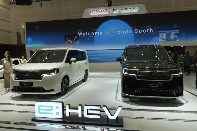 Honda Step WGN eHEV