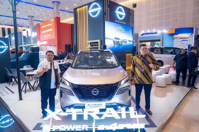 Nissan X-Trail e-Power e-4orce GIIAS Surabaya 2025