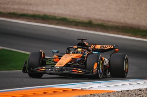 F1: Piastri Dominan dan Norris Gagal Mesin di GP Belanda 2025, Buka Peluang Kejar Gelar Juara F1: Piastri Dominan dan Norris Gagal Mesin di GP Belanda 2025, Buka Peluang Kejar Gelar Juara