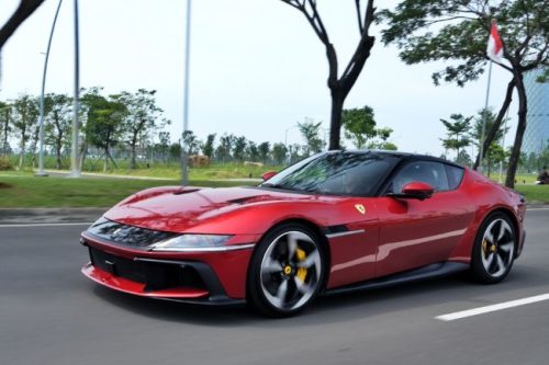 TEST DRIVE: Ferrari 12Cilindri, Sensasi Rangsangan V12 ke Seluruh Indera TEST DRIVE: Ferrari 12Cilindri, Sensasi Rangsangan V12 ke Seluruh Indera