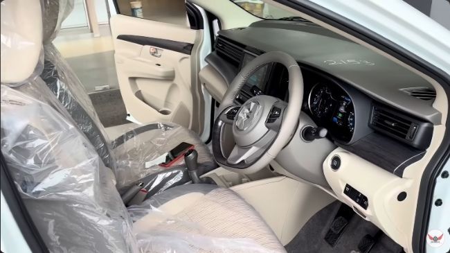 2025/09/New-Suzuki-Ertiga-2025-4.jpg