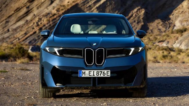 2025/09/BMW-iX3-2025-7.jpg