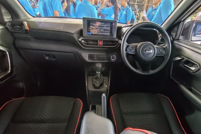 2025/09/New-Daihatsu-Rocky-3.jpeg